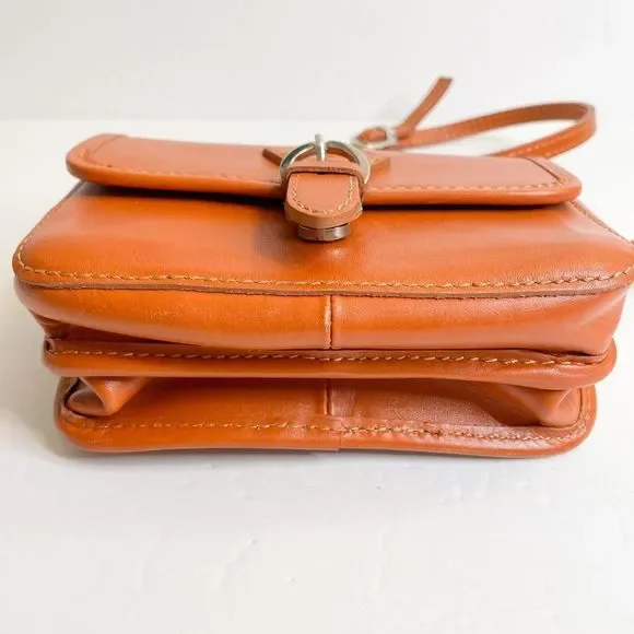 Firenze Italian Leather Saddle bag crossbody - Picture 9 of 13